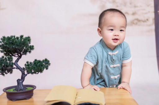 南城孕妇显怀是几个月